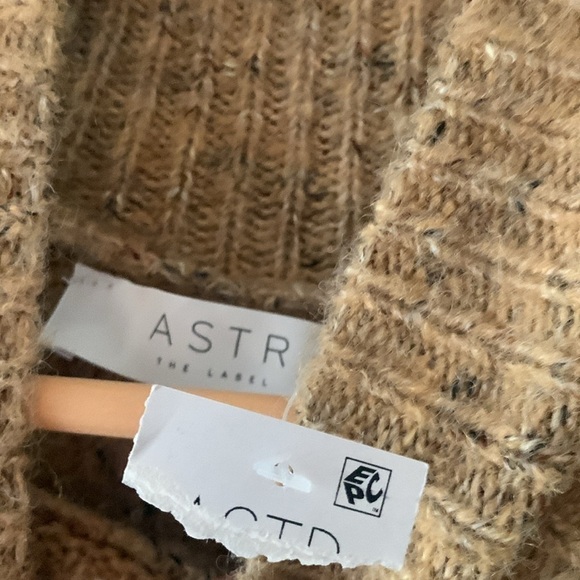 NWT ASTR THE LABEL Mock Sweater Cold Shoulder multi Camel Black specks Color - Picture 5 of 8